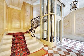 Luxury 2bdr/6p Apartment - Arc de Triomphe