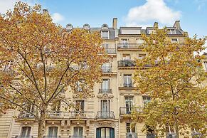 Luxury 2bdr/6p Apartment - Arc de Triomphe