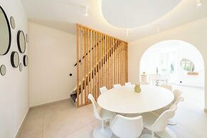 Superb Villa With Swimming Pool & Wellness Area