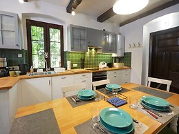 Large Holiday Home, Summer Pool, Sauna, Whirlpool