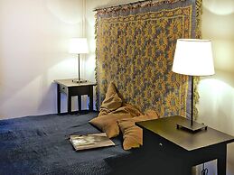Large Holiday Home, Summer Pool, Sauna, Whirlpool