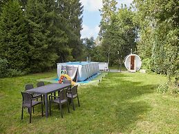 Large Holiday Home, Summer Pool, Sauna, Whirlpool