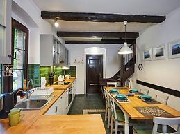 Large Holiday Home, Summer Pool, Sauna, Whirlpool
