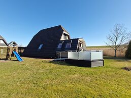 Nurdachhaus in Burhave