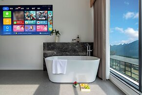 Panorama Peaks Lodge