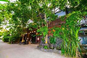 Cinnamon Airport Residences