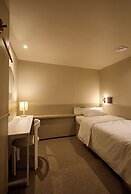 Kiwa Hostel