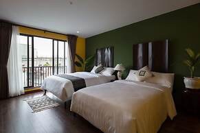 Centraltique Downtown Living