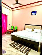 HOTEL THE SGS INN