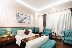 Grand Luxury Hotel