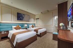 Grand Luxury Hotel