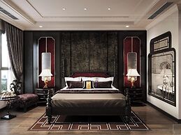 Grand Luxury Hotel