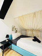 Comfortable 5 BR Apt near Schonbrunn