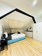 Comfortable 5 BR Apt near Schonbrunn