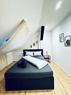 Comfortable Budget Room near Liesing