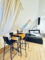 Comfortable Budget Room near Liesing