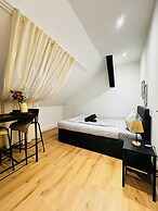 Comfortable Budget Room near Liesing