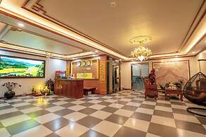 Huong Sen Hotel