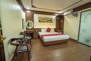Huong Sen Hotel