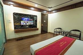 Huong Sen Hotel