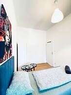 Budget Friendly 4 BR Apt for Groups