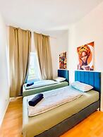 Budget Friendly 4 BR Apt for Groups