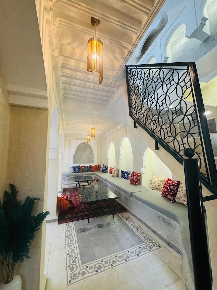 Riad Blue Berry