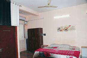 Manan Palace