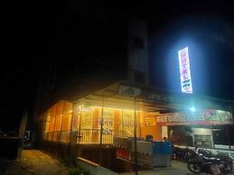 Manan Palace