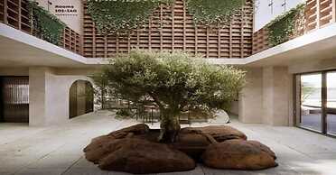 Aethra Hotel & Suites