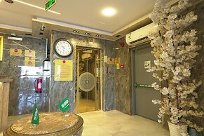 Mg Crown Hotel 2