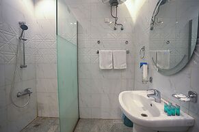 MG Crown Hotel 3