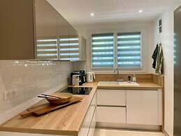 Spacious Group Stay in Antibes