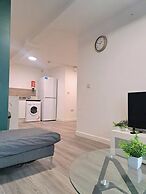 Practical & Affordable 2 BR Flat in City Centre