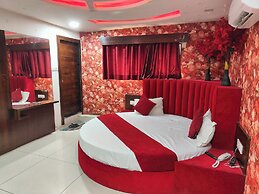 HOTEL LOTUS GOLD