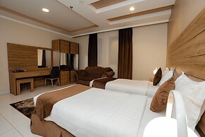 MG Crown Hotel 4