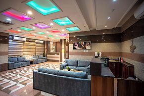 MG Crown Hotel 4
