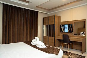 MG Crown Hotel 4