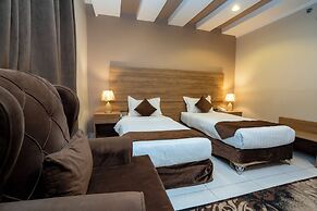 MG Crown Hotel 4