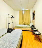 Cityside Two Bedroom Apt Budget Stay