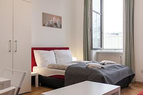 Modern 2BR Apartment Near Millennium