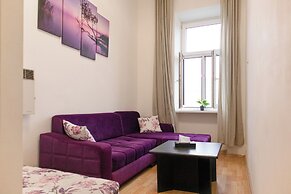 Modern 2BR Apartment Near Millennium