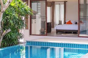 Spacious Private 4 BR Villa With a Working Office