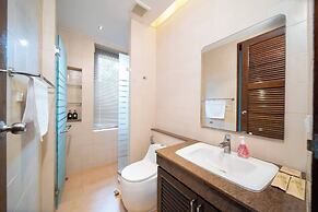 Spacious Private 4 BR Villa With a Working Office
