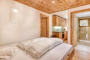 Luxurious and Calm Central Hideaway