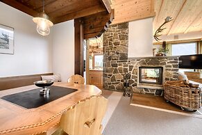 Luxurious and Calm Central Hideaway