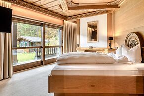 Luxurious and Calm Central Hideaway