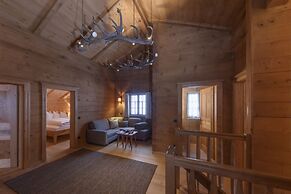 Panorama Deluxe Mountain Hideaway House
