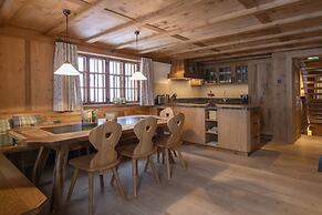 Panorama Deluxe Mountain Hideaway House