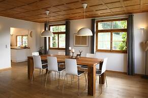 Vintage Mountain House With Sauna